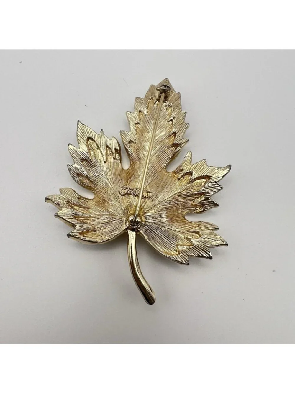 Vintage Sarah Coventry Maple LEAF Gold Silver Tone Brooch Pin Large Signed